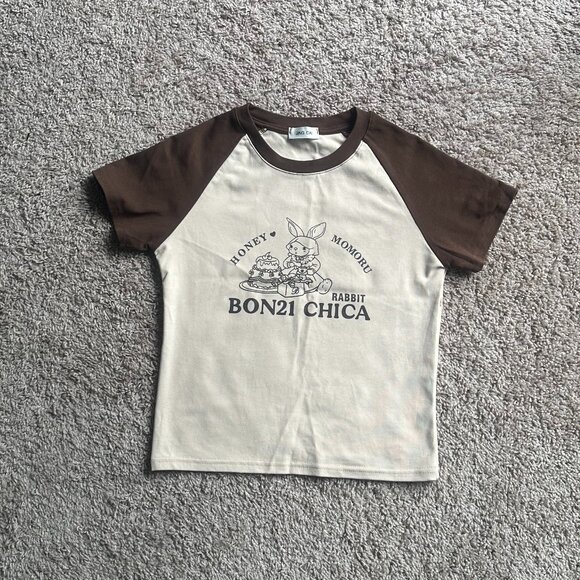 T-shirt with raglan sleeves and vintage cartoon prints - Picture 2 of 5